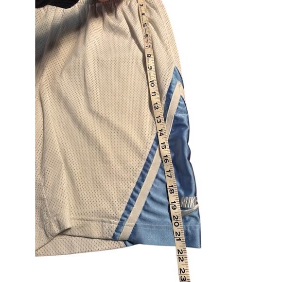 Vintage Y2K Nike Basketball Shorts Men's Medium White Blue Shinny Dazzle Baggy - Picture 6 of 6